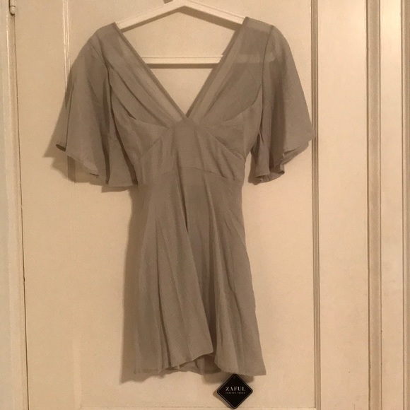 Sage Green Summer Dress - Picture 2 of 4